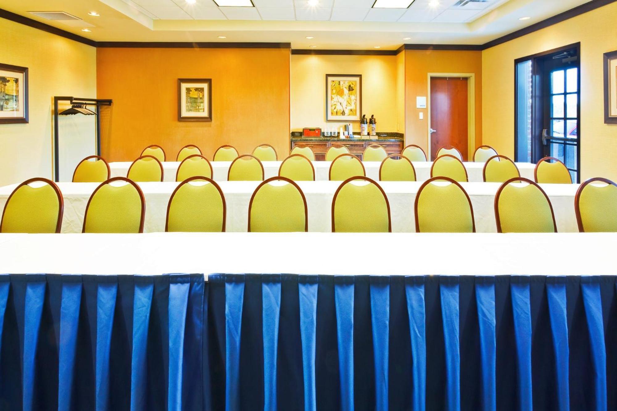 Holiday Inn Express Hotel & Suites Ooltewah Springs - Chattanooga By Ihg Εξωτερικό φωτογραφία